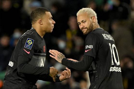 Pocas veces se ven estas cosas y su cara lo dice todo: el inocente penal que falló Neymar en la derrota del PSG