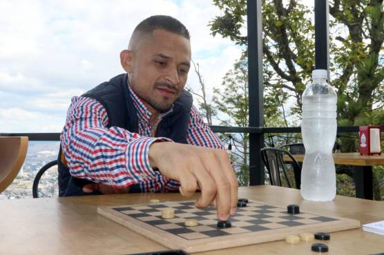 Elvir estuvo concentrado en todo momento.