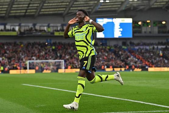 Bukayo Saka regresó tras perderse el último juego y marcó su propia anotación en la victoria del Arsenal.