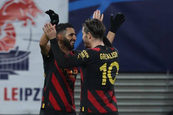 Mahrez hizo el gol del Manchester City en el empate 1-1 ante el Leipzig.