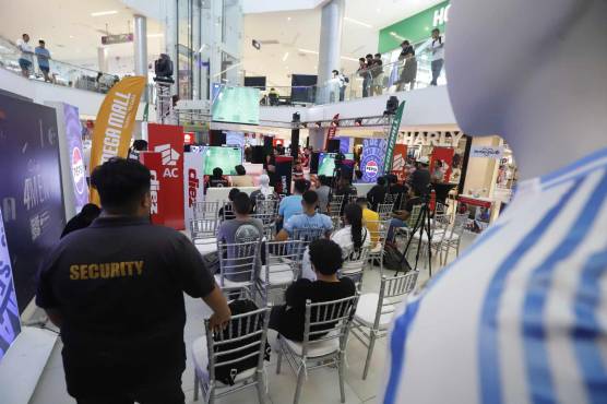 Llenazo en el Mega Mall de San Pedro Sula por el REY FIFÓN 2024.