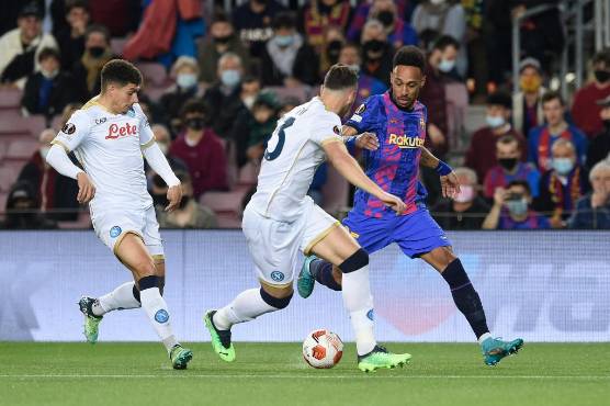 ¡Empatados! Así se vivió el minuto a minuto del Barcelona-Napoli en el Camp Nou por la Europa League