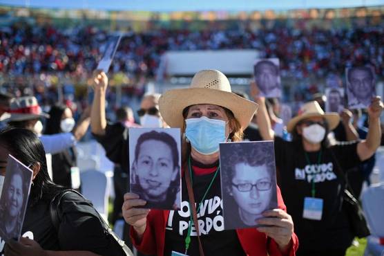 Xiomara Castro asume presidencia de una Honduras pobre y endeudada, pero optimista