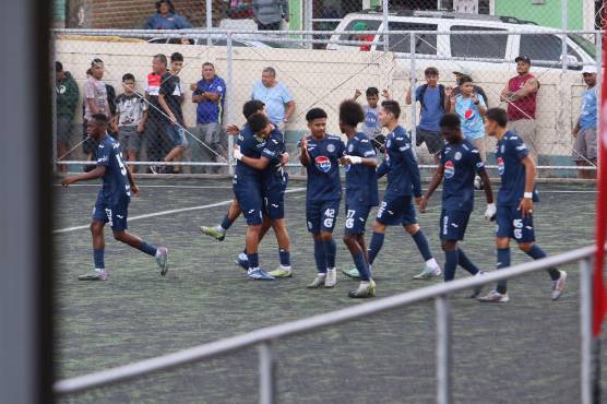 Motagua se impone con autoridad al Olimpia en la ida de la gran final y también amenaza con amargarlos en el torneo de reservas de Honduras