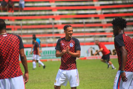 Diego Reyes siempre feliz cuando llega a Tocoa, su casa.