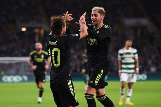El campeón Real Madrid, a medio gas, le pasa por encima al Celtic de Glasgow en el debut de ambos en Champions