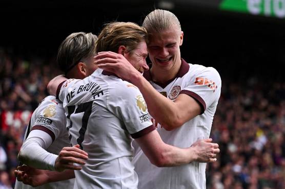 Manchester City goleó con goles de Kevin De Bruyen y Erling Haaland.