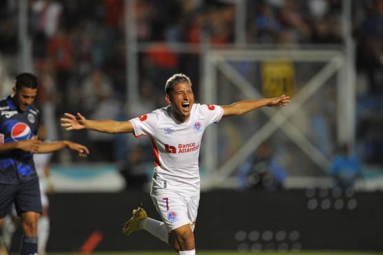 Expertos evalúan la ausencia de José Mario Pinto en la Selección de Honduras: “Hay cuatro jugadores adelante de él ahorita”