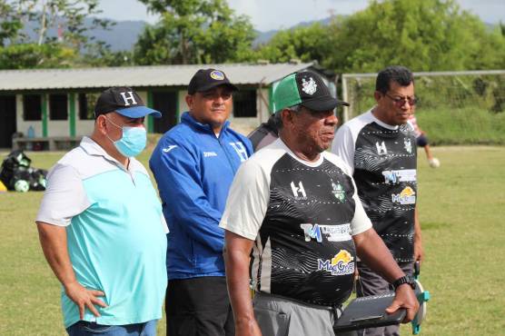 Ramón ‘Primi’ Maradiaga cumplió su palabra con el Platense. Seguirá ligado al club tras su descenso.