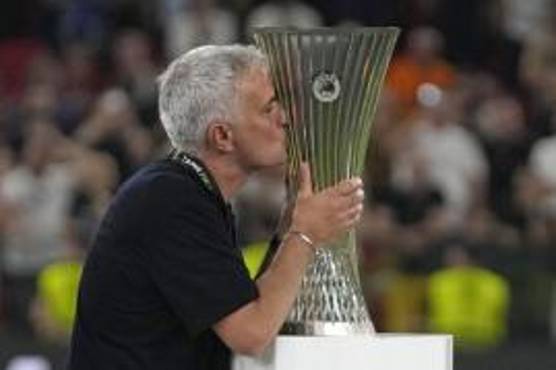 Mourinho es el único DT en toda la historia en ganar la Champions, Europa League y Conference League.