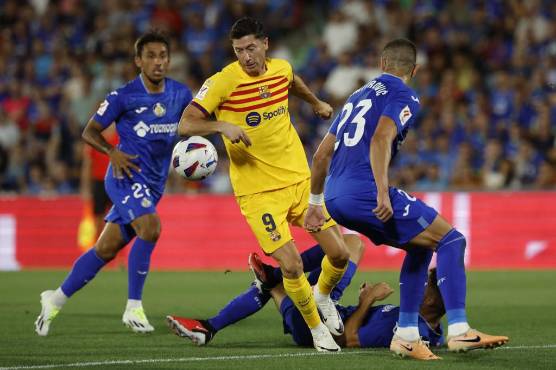 Bajo partido de Lewandowski que no pudo marcar en el debut ante Getafe.