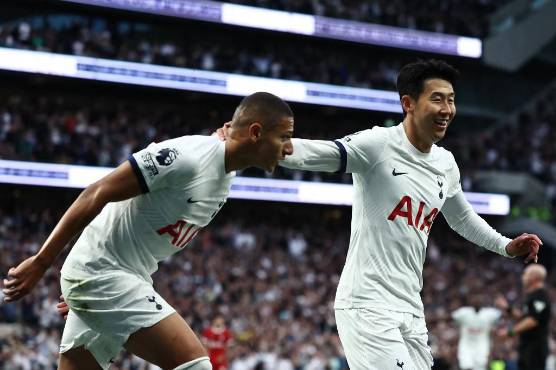 Son Heung-Min marcó uno de los goles en la victoria del Tottenham sobre Liverpool.