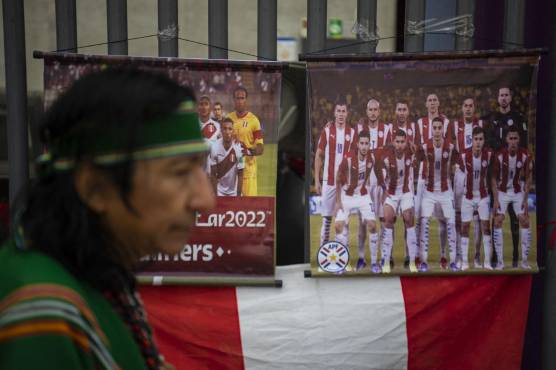 Con conjuros y espadas, chamanes peruanos buscan anular eficacia de Paraguay en su lucha por buscar repechaje a Qatar 2022