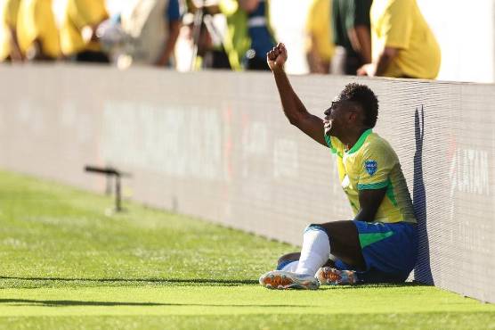 Vinicius no jugará ante Uruguay y de ser eliminados se despedirá de la Copa América solo con dos goles.