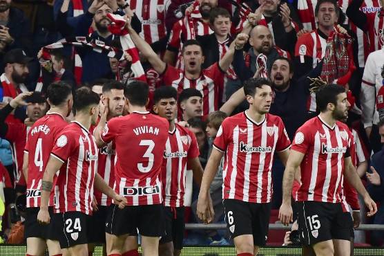 San Mamés estaba hecho una caldera luego del gol de Gorka Guruzeta.