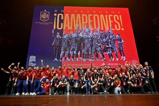 “Intenté superar a Grealish, pero es imposible”: Jugador de España quiso celebrar como Jack la Liga de Naciones