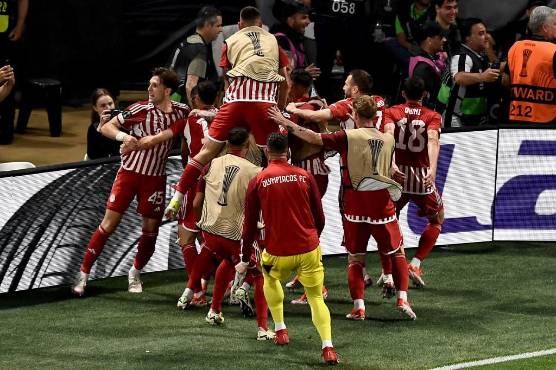 Olympiakos de Mendilibar es nuevo campeón de la Conference League tras vencer a una Fiorentina ‘maldita’