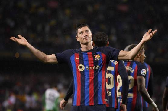 Lewandowski llegó a los 19 goles y mantienen en dos su ventaja sobre Benzema por el Pichichi.