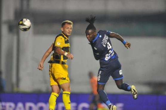 Un Motagua con empatitis aguda suma su quinta igualdad al hilo frente al Real España y renuncia al liderato