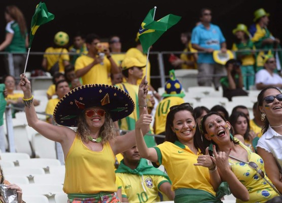 Ambiente en partido Brasil Mexico