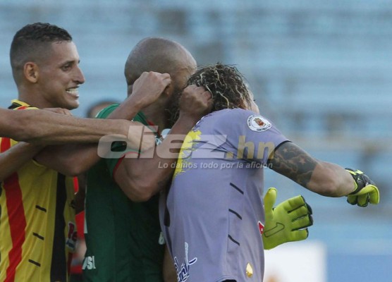 NO VISTE EN TV: Marathón-Real España terminó con zafarrancho y lágrimas