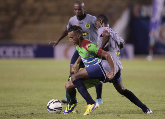 Marathón y Parrillas One abre el Clausura empatando