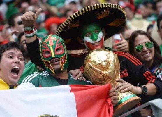 ¡Vaya creatividad! Los aficionados que se roban las miradas en el mundial de Rusia