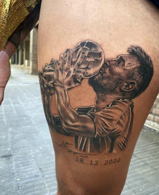 Tremenda locura: los increíbles tatuajes sobre Messi luego de ganar con Argentina el Mundial de Qatar y el ‘‘qué mirás, bobo’’