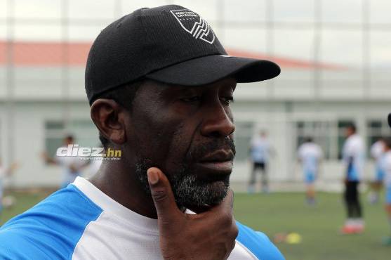 Hendry Thomas y otros exseleccionados de Honduras se encuentra liderando un gran proyecto para apoyar a los niños de Honduras. Foto: David Romero