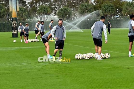 Leo Messi entrenando previo al partido ante El Salvador. Foto: Jenny Fernández.