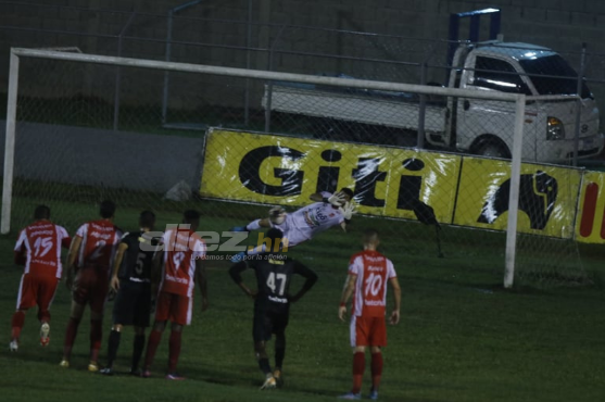 Honduras Progreso sorprende goleando al Vida y respira en la lucha por el no descenso de la Liga Nacional