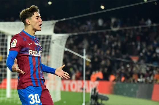 La Masía salvó a Xavi: Jutglá, Gavi y Nico le dieron el sufrido triunfo al Barcelona sobre Elche en LaLiga