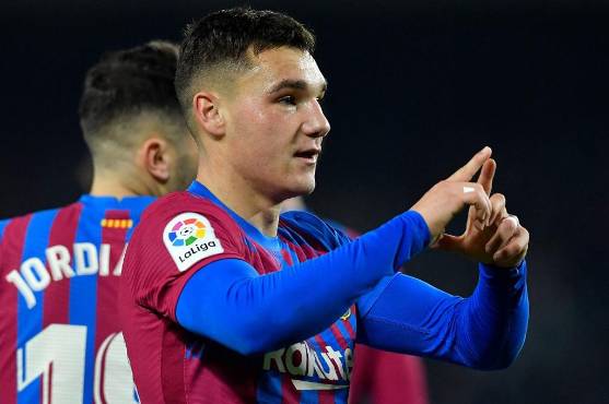 La Masía salvó a Xavi: Jutglá, Gavi y Nico le dieron el sufrido triunfo al Barcelona sobre Elche en LaLiga