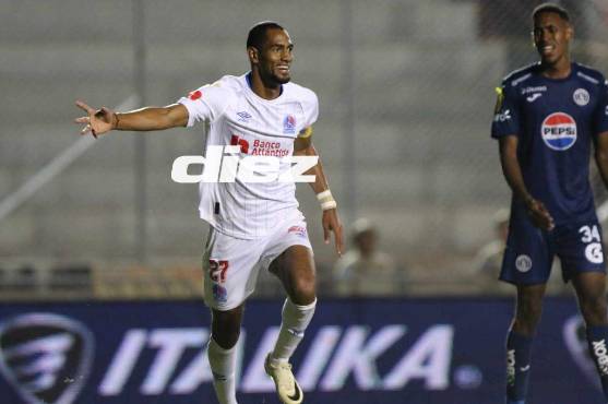 La felicidad de Bengtson tras igualar el récord histórico de Wilmer Velásquez. Foto: David Romero