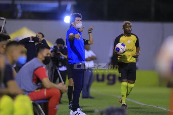 Vargas reacciona por la polémica expulsión de Buba López y ya piensa en Marathón: ‘‘Tenemos que hacer respetar la casa’’