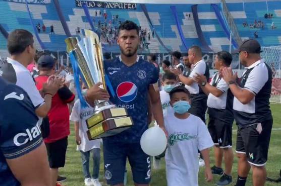 ¡Respeto total al campeón! Así fue el pasillo de Honduras Progreso a Motagua en el inicio del Apertura 2022