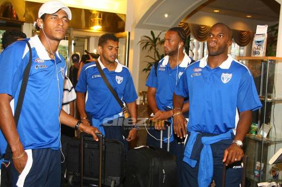 Carlo Costly revela detalles sobre el nivel de respeto que le tenían a Amado Guevara en la Selección Nacional.