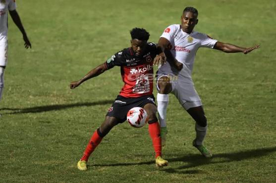 Así se vivió el minuto a minuto: Olimpia saca leve ventaja ante Alajuelense en la final de ida de la Liga Concacaf
