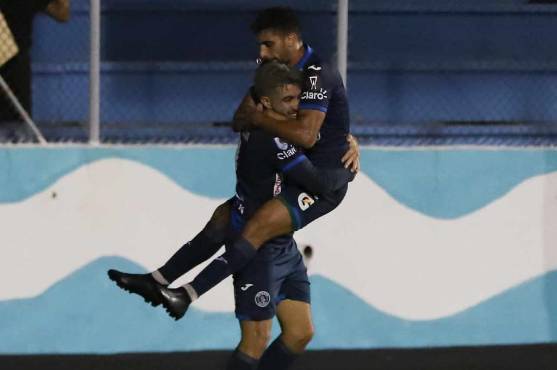 Agustín Auzmendi alcanzó a Jerry Bengston como máximo goleador del torneo con siete tantos. FOTO: Emilio Flores