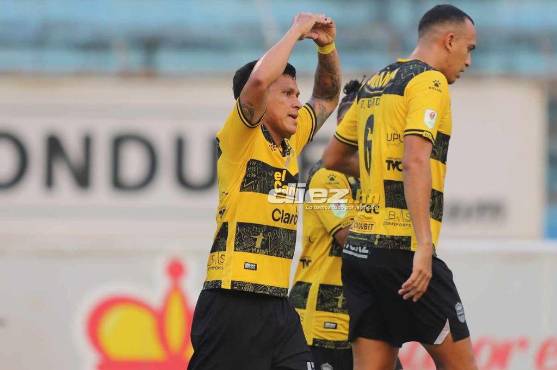 Real España doblegó a la UPNFM con agónico gol de Bryan Moya y los hunde en la pelea por no descenso