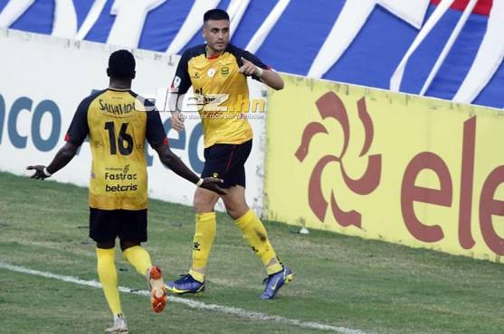 Héctor Vargas se estrena con Real España venciendo al Olimpia en vibrante clásico en La Ceiba