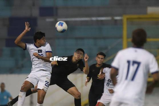Selección de Honduras golea a El Salvador y está lista para encarar el Premundial en estadio Morazán