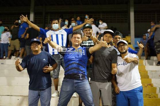 El ambiente que se vive en el Morazán de San Pedro Sula. Foto: Mauricio Ayala.