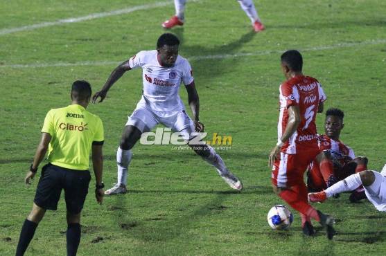 José García fue el protagonista del tercer gol de los blancos.
