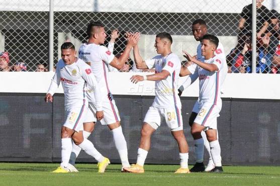 ¡Humillante paliza! Olimpia endosa la “manita” a Real Sociedad y arranca el Clausura 2023 metiendo miedo