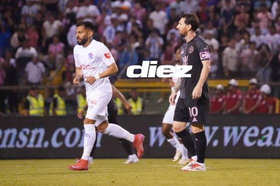 Messi ha tenido dos opciones claras para marcar ante el Olimpia en el primer cuarto del partido. Foto: Mauricio Ayala.