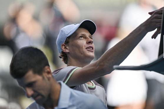 ¡A madrugar! Hora y canal donde ver la final del Australian Open masculino entre Sinner y Medvedev