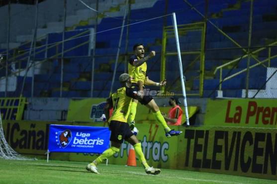 ¡Penalero infalible y 22 goles de zurda! Así han sido los 28 gritos con los que Ramiro Rocca ha conquistado Honduras