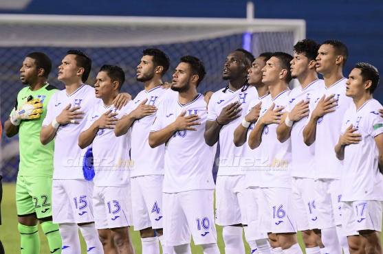 Emilio Izaguirre y sus revelaciones: Su primer carro, el sueldo que comenzó ganando y los gigantes europeos que estuvieron cerca de ficharlo