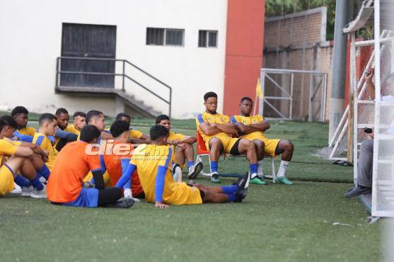 La UPNFM se juega la permanencia en primera división el viernes ante Victoria. Están a cinco puntos del Vida. Foto Diez: David Romero